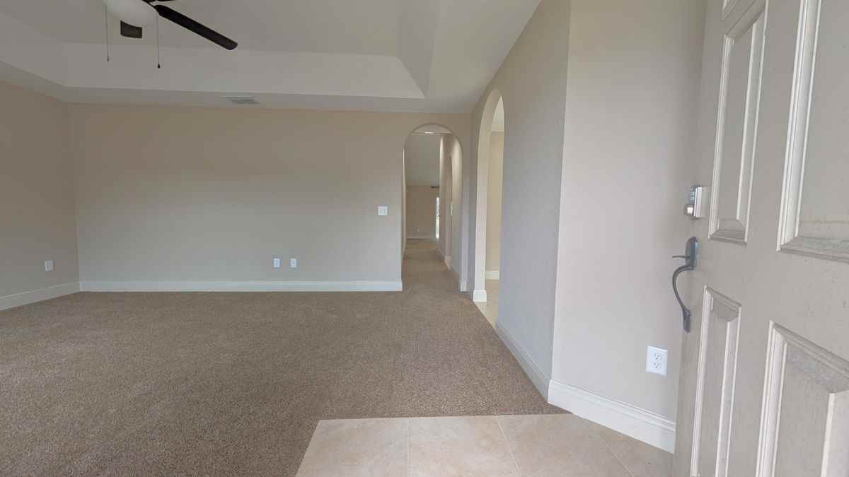 8802 Sw 135th Pl - Photo 4 of 39