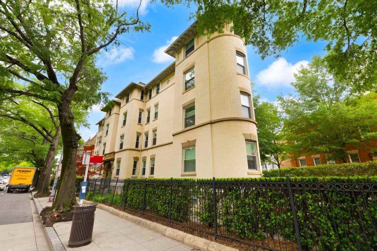 150 Rhode Island Ave Nw - Photo 6 of 25