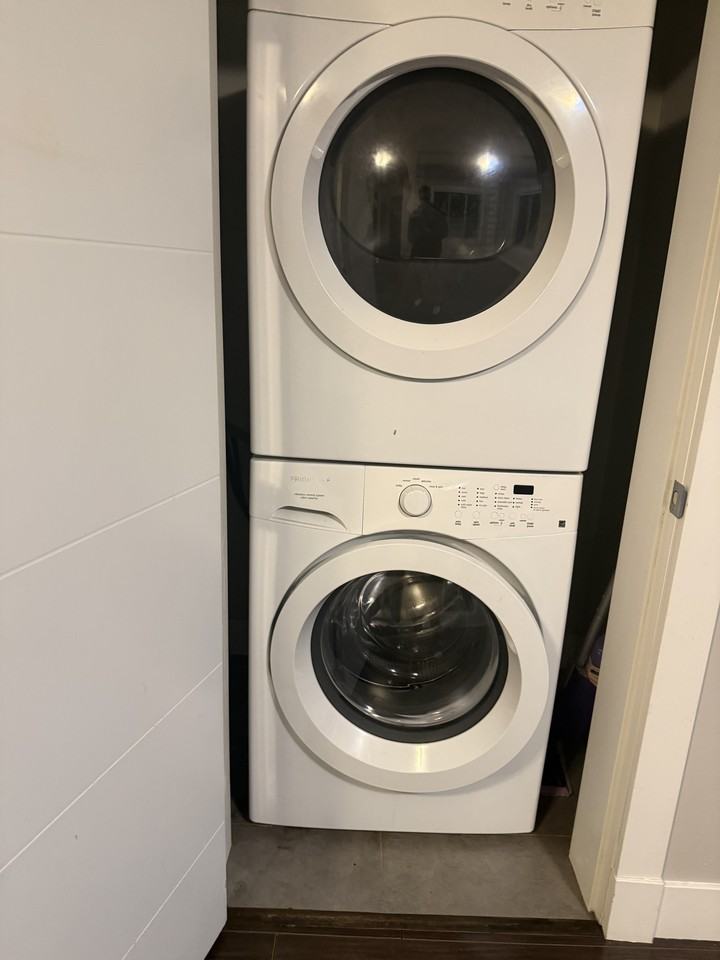 5940 184A Street - Photo 5 of 7