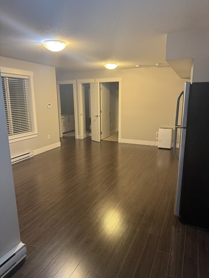 5940 184A Street - Photo 2 of 7