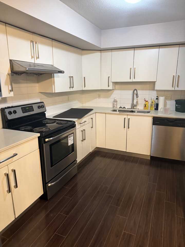 5940 184A Street - Photo 3 of 7