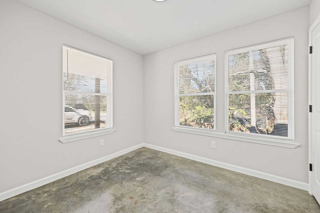 1150 Melrose Street - Photo 3 of 10