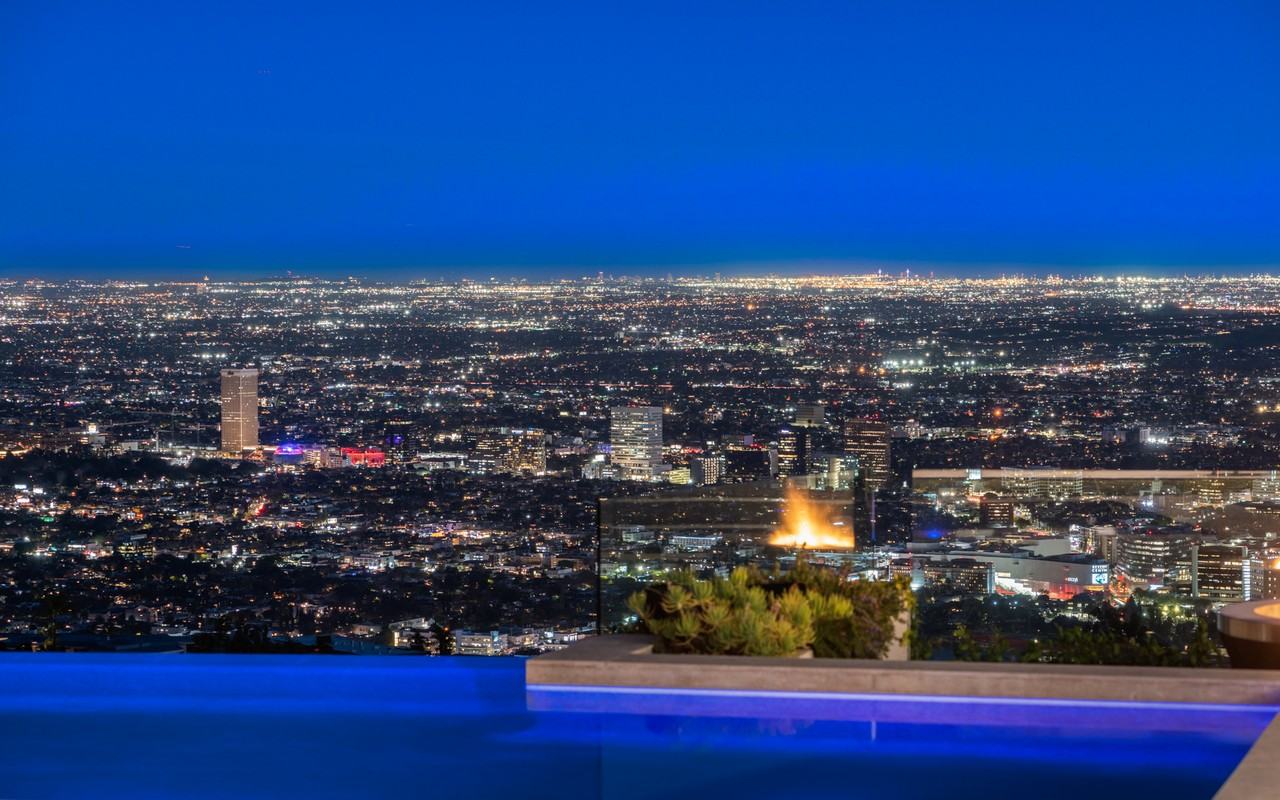 9305 Nightingale Dr #NA - Photo 4 of 38