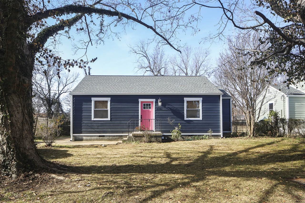 1104 Matthews Pl #NA - Photo 2 of 17