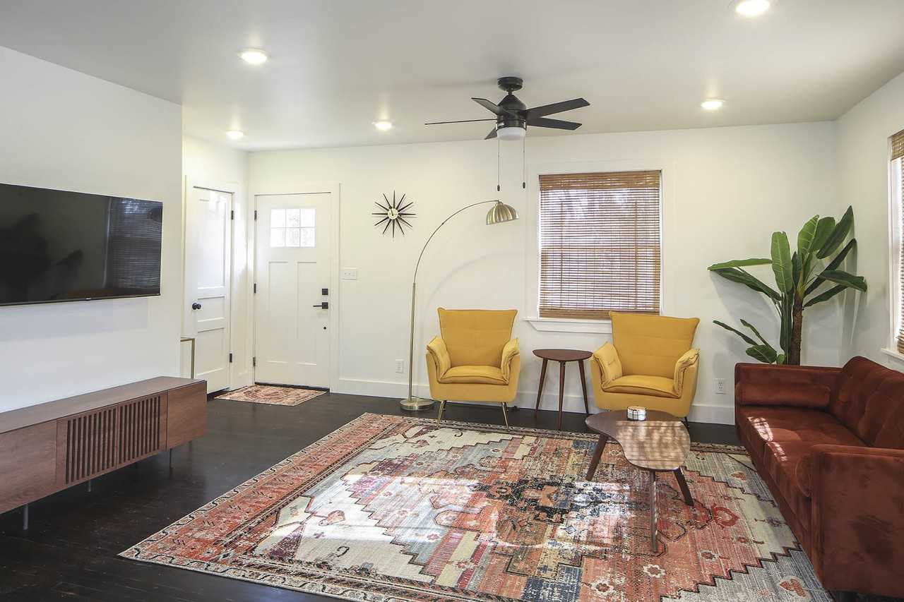 1104 Matthews Pl #NA - Photo 7 of 17