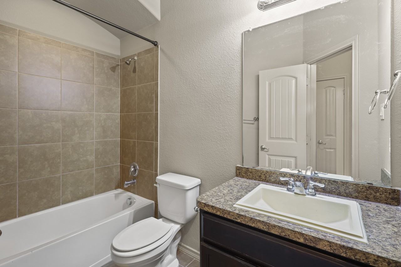 1804 Capulin Road #NA - Photo 6 of 14