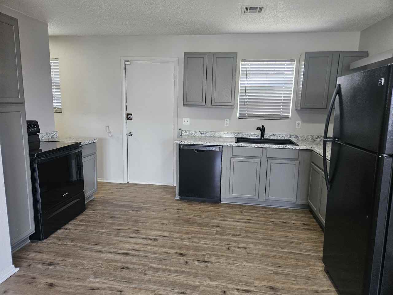 1830 North Troost Avenue #NA