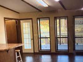 featured image of Red Robin Ln #NA