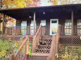 featured image of Red Robin Lane #NA