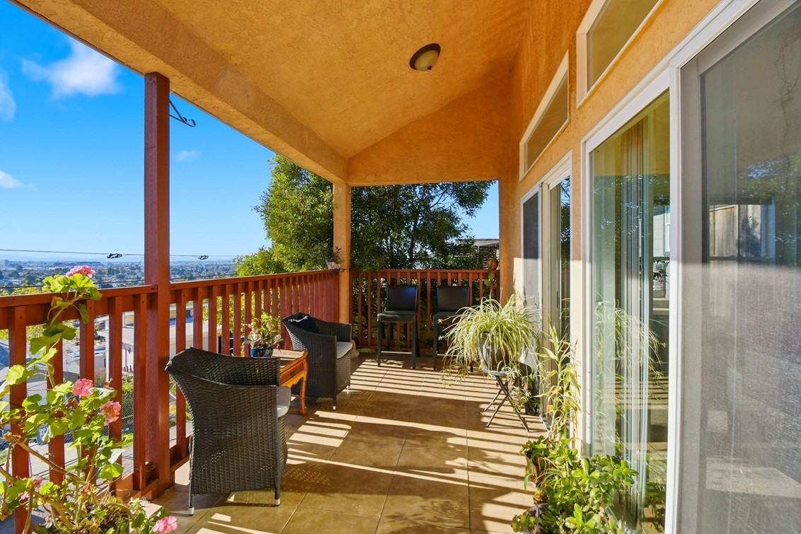 9028 Burr St #NA - Photo 7 of 31