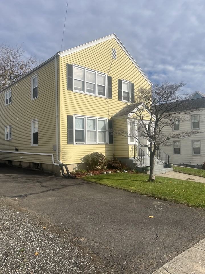 136 King St #NA - Photo 2 of 10