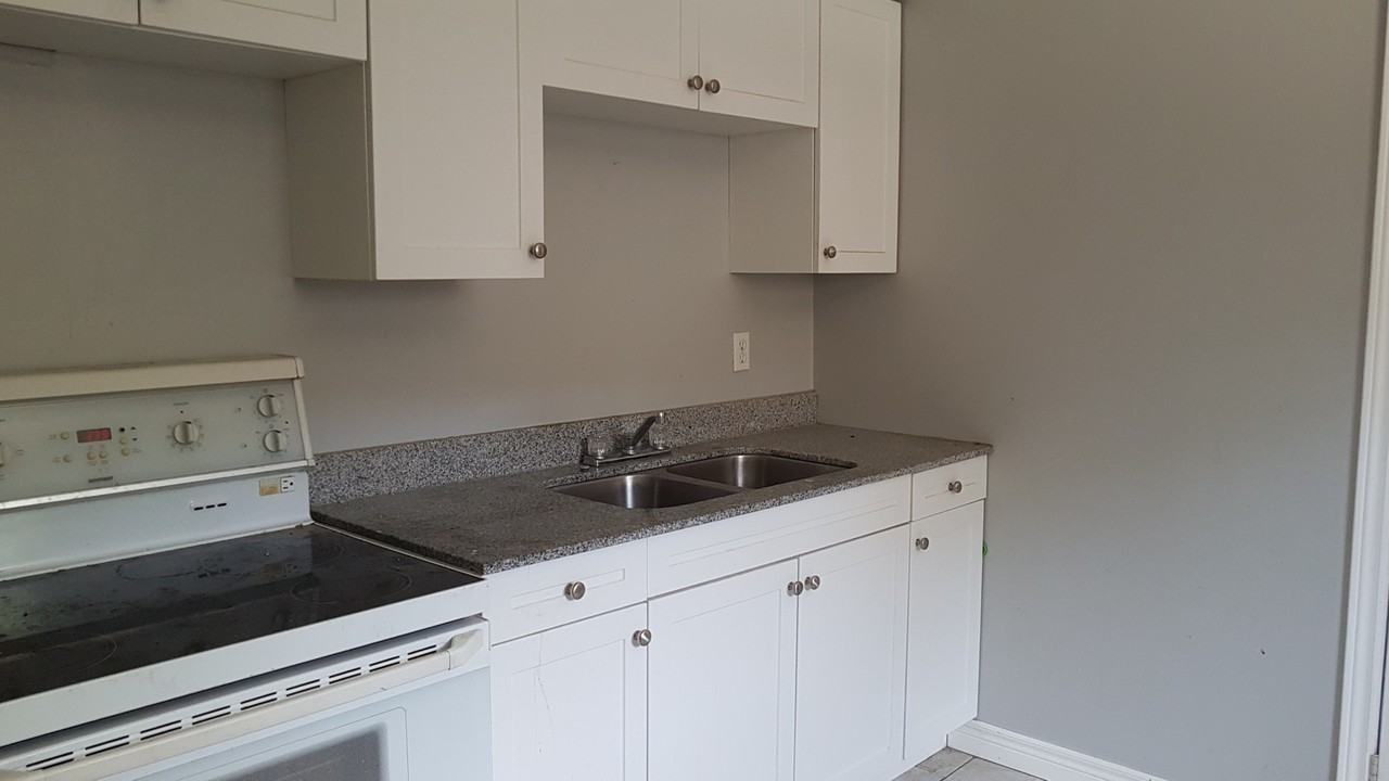 125 Sutton Street #2 - Photo 2 of 7