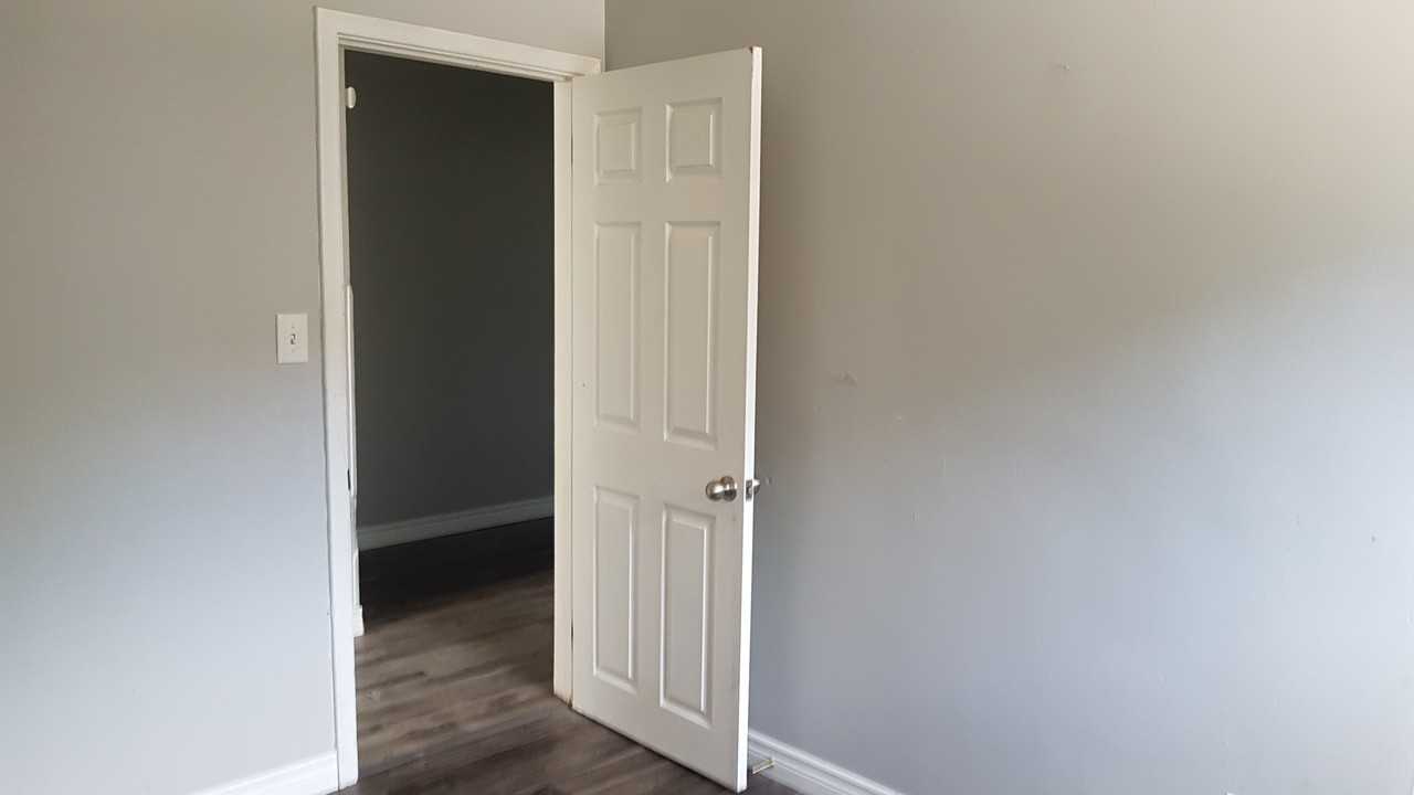 125 Sutton Street #2 - Photo 5 of 7