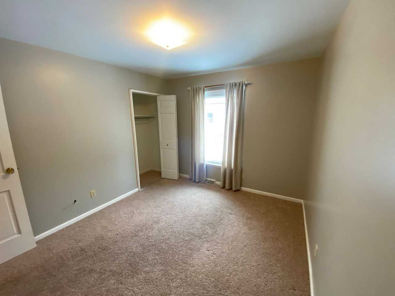 4408 Nottingham Drive - Photo 5 of 22