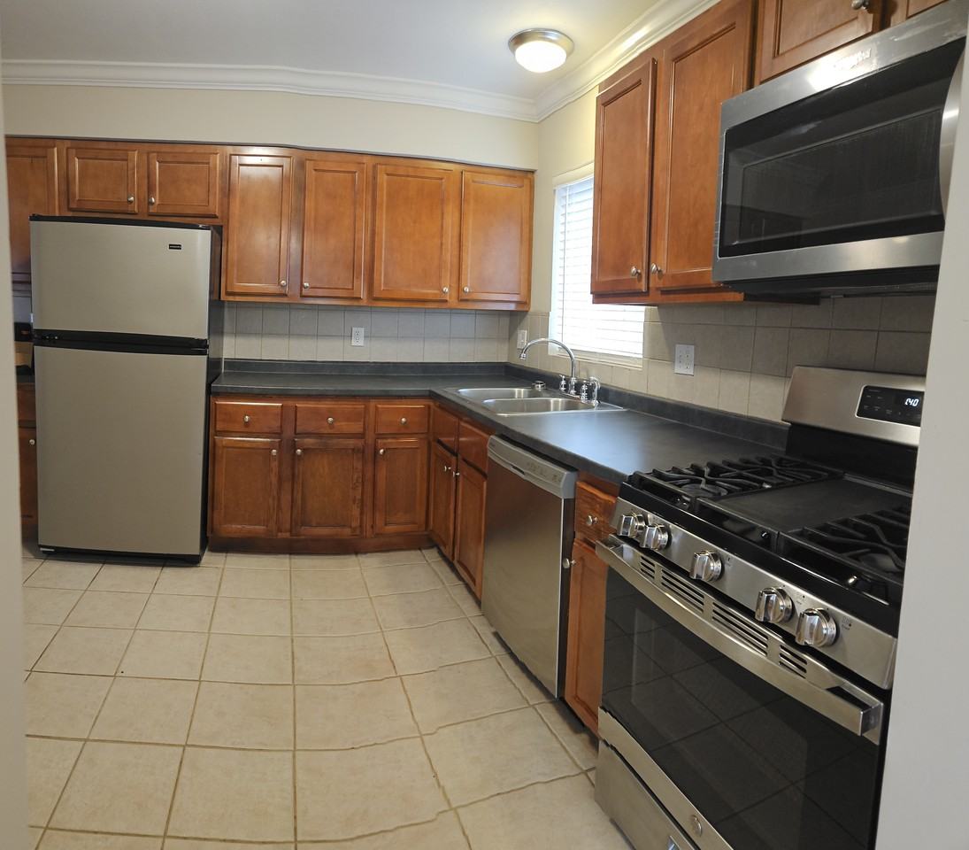 7128 Tulane Avenue #2nd - Photo 3 of 16