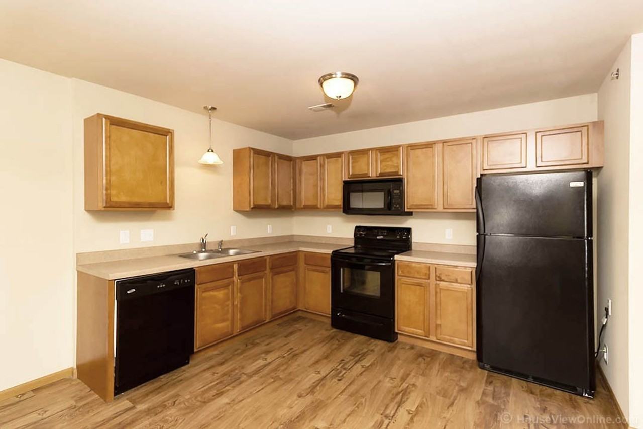 Olive 547 - Photo 6 of 9