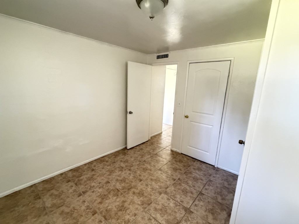 86 West Orchid Lane #10 - Photo 7 of 10