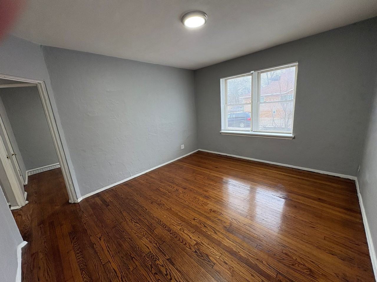 3440 Delor - Photo 3 of 14