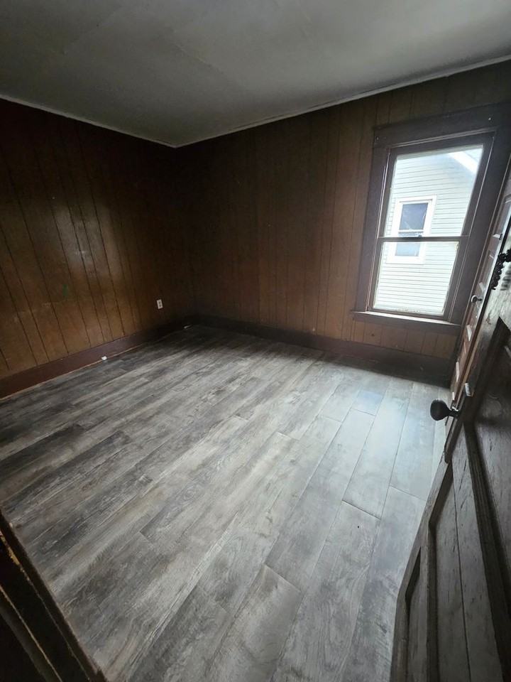 626 East 23rd Street #2 - Photo 4 of 8