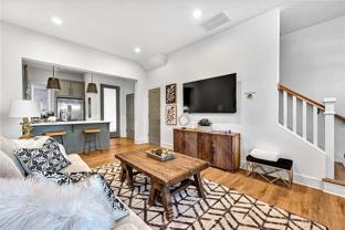 394 South Hill Avenue - Photo 1 of 1