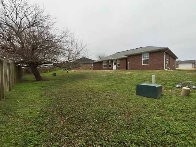 2403 Sw 20th St - Photo 3 of 27