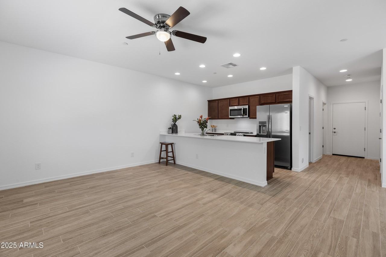 15636 North 29th Street #1 - Photo 4 of 25