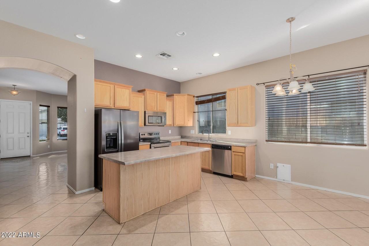 14440 West Redfield Road - Photo 7 of 36