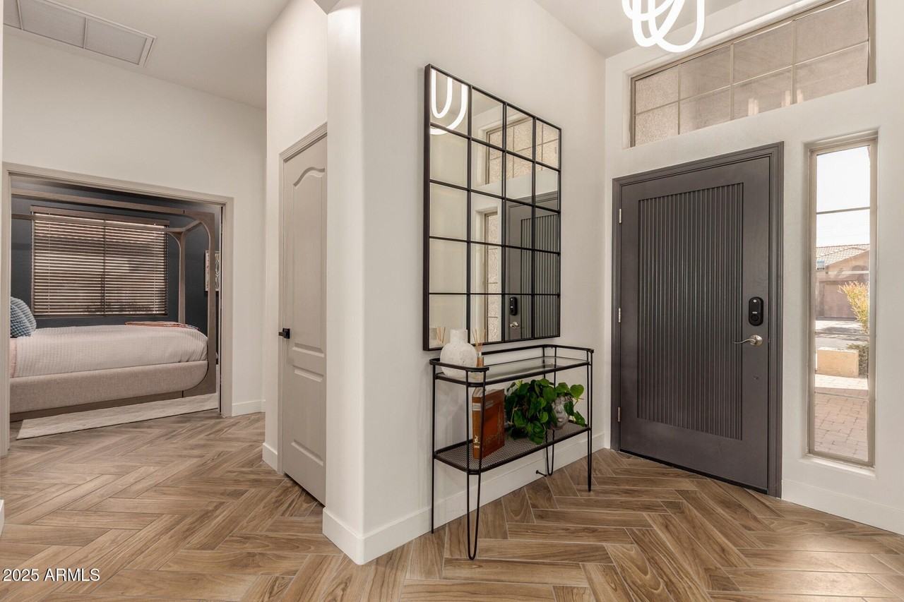 10502 East Posada Avenue - Photo 4 of 37