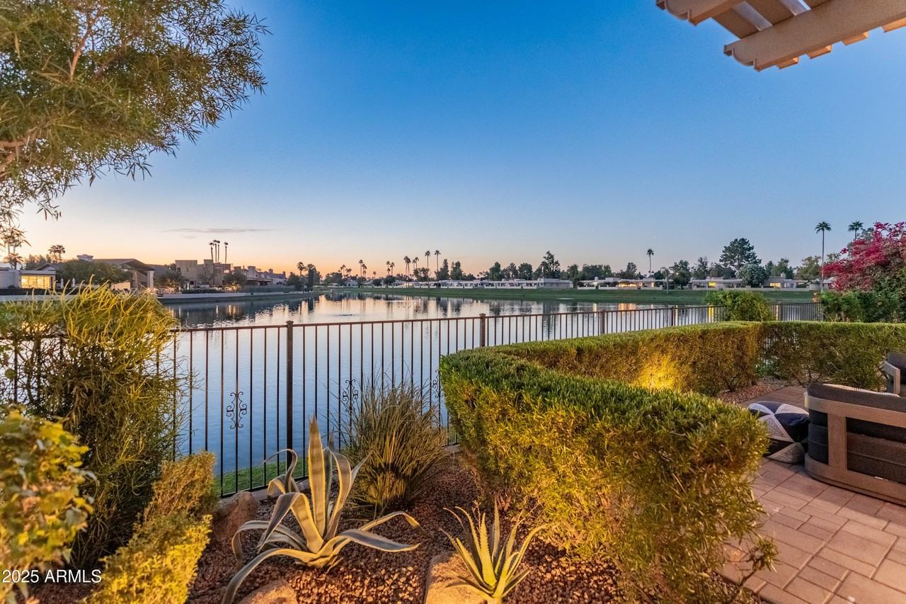 8556 North 84th Place - Photo 6 of 46