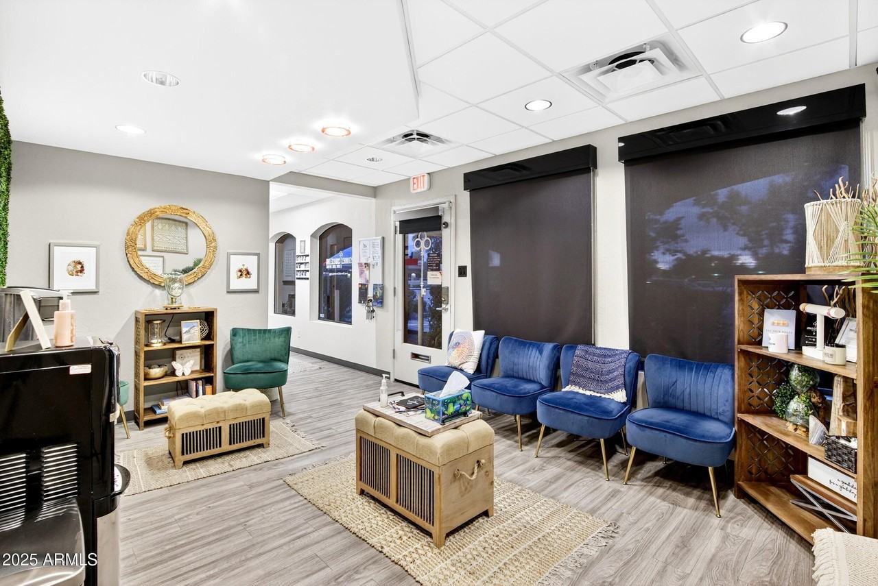 1631 E Guadalupe Rd Ste 102 #102 - Photo 3 of 33