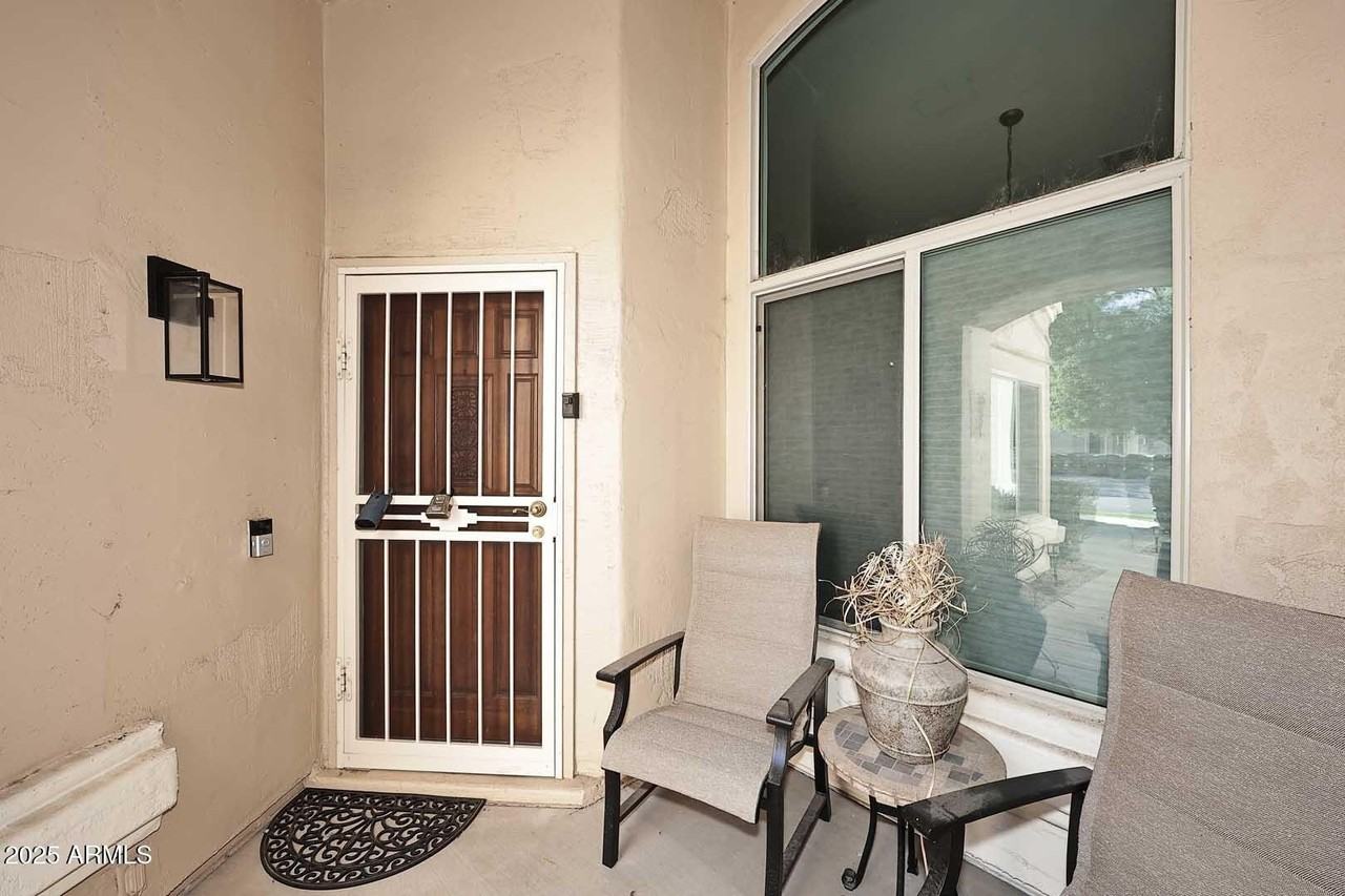 19412 N 85th Dr - Photo 5 of 46