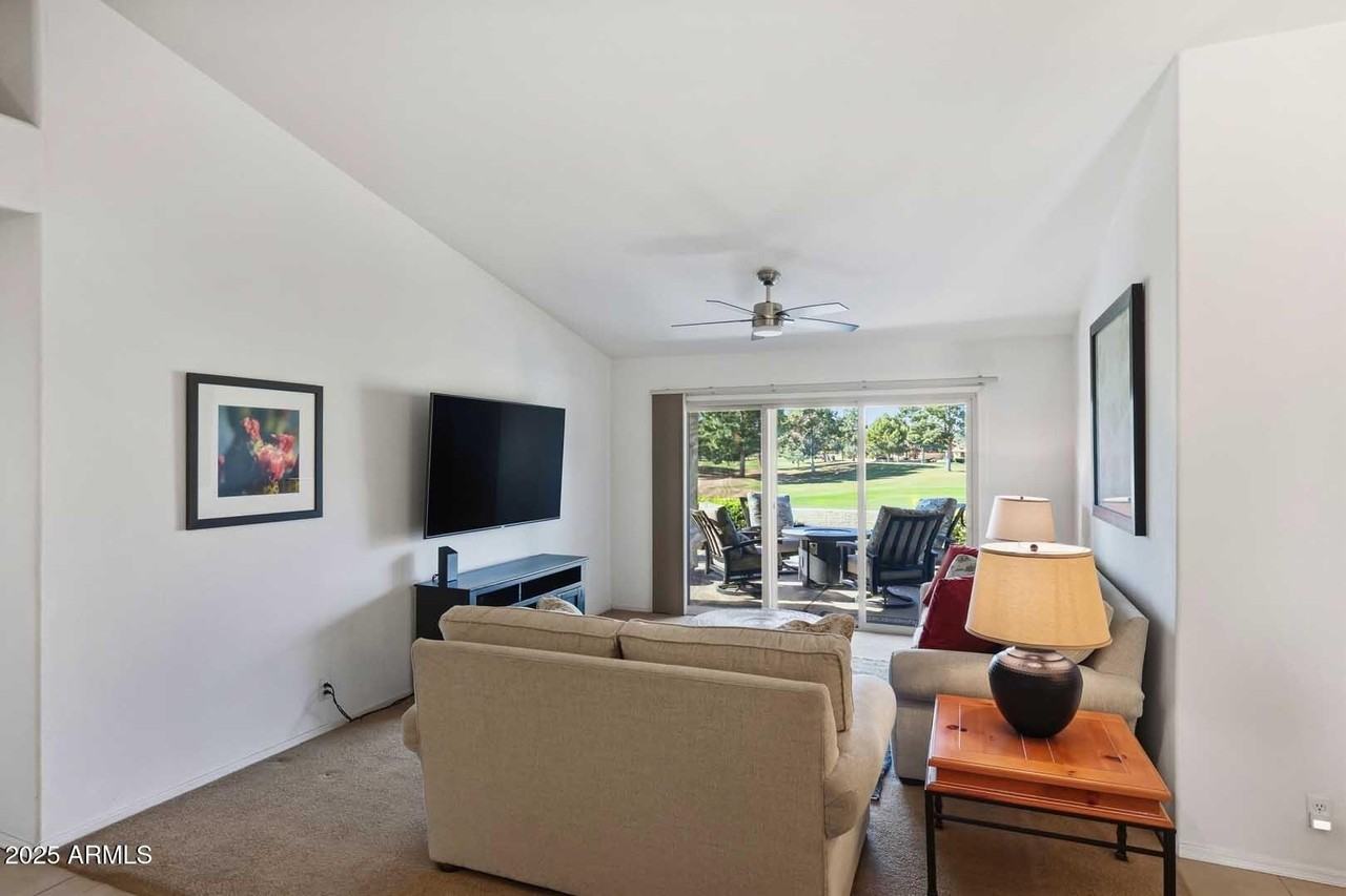 19412 N 85th Dr - Photo 7 of 46