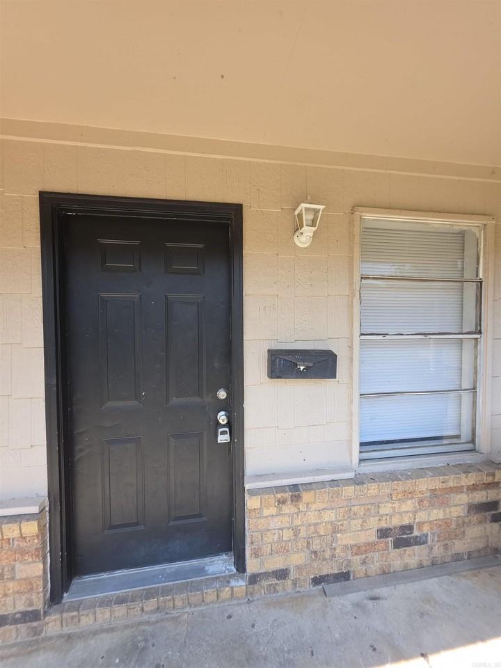 1918 North Magnolia Street - Photo 7 of 7