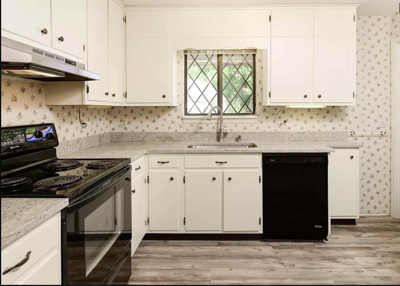 4102 St Elmo Avenue - Photo 6 of 10