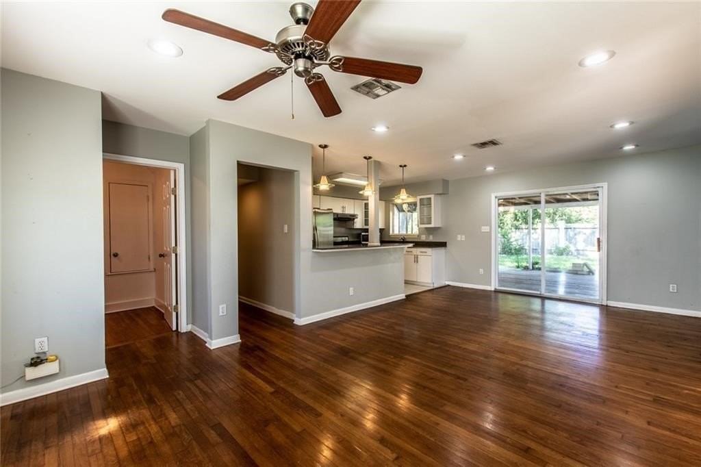 4821 Mable St - Photo 6 of 32