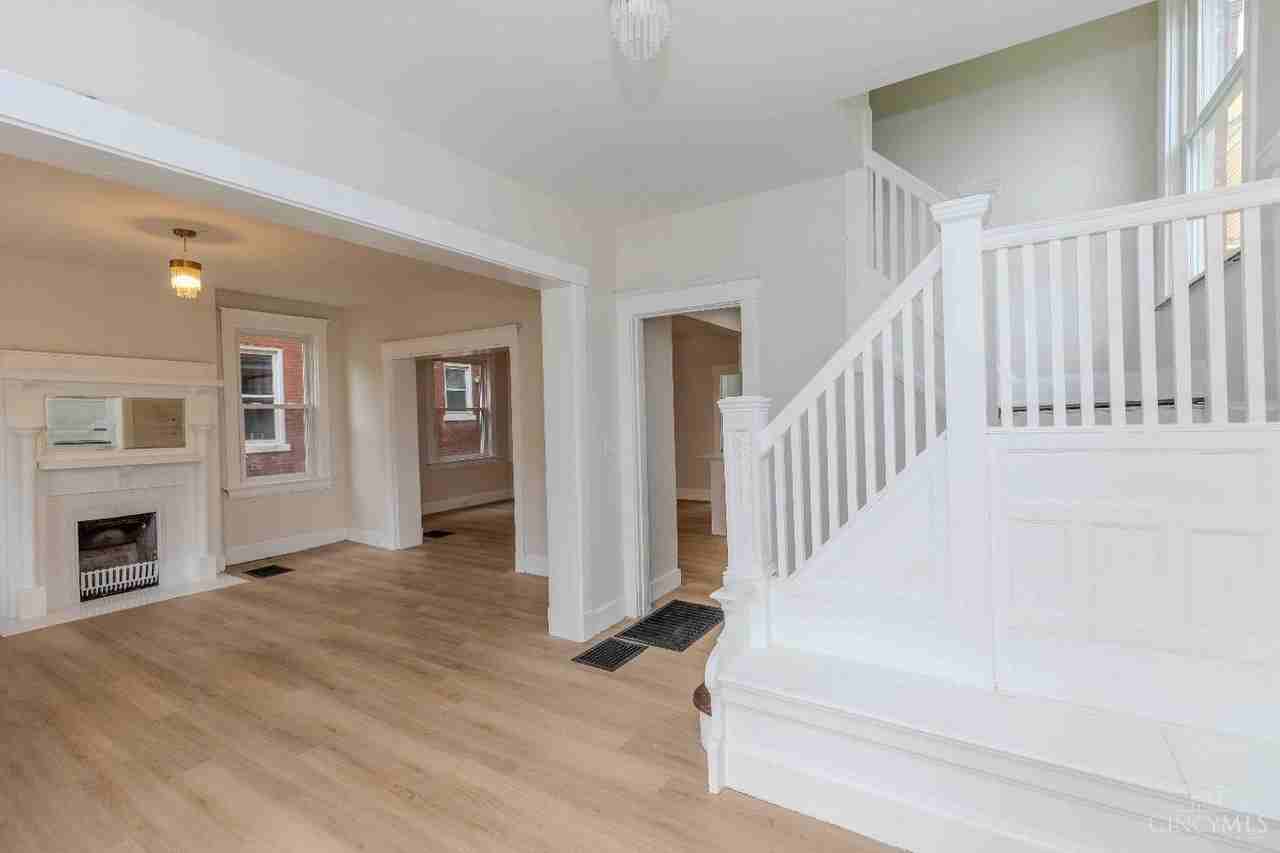 1537 Dixmont Ave - Photo 3 of 23