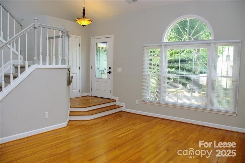 20700 Willow Pond Road - Photo 3 of 38