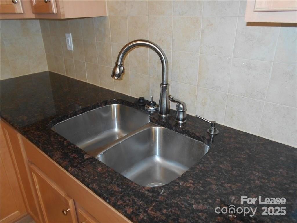 2605 Silverthorn Drive - Photo 5 of 25