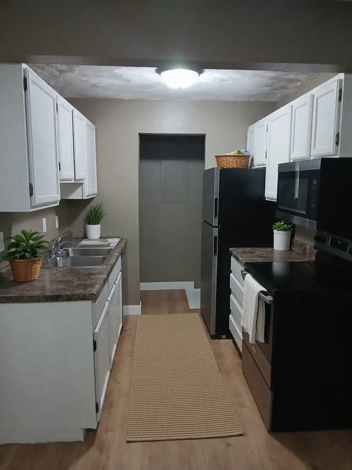 Briarwood Estates - Photo 3 of 26