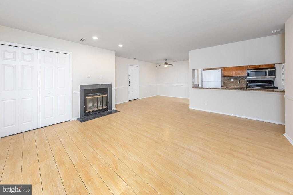 1825 The Woods Ii - Photo 5 of 17