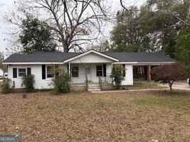 featured image of 501 West Lane Street