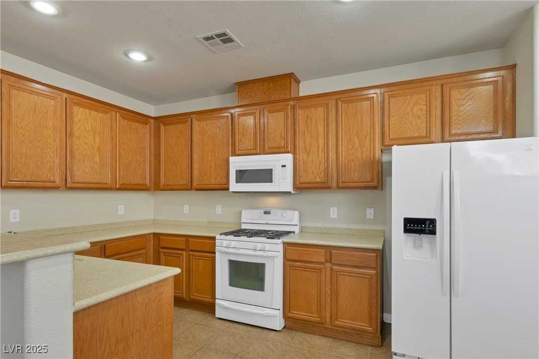 9312 Gold Dove Ct - Photo 7 of 21