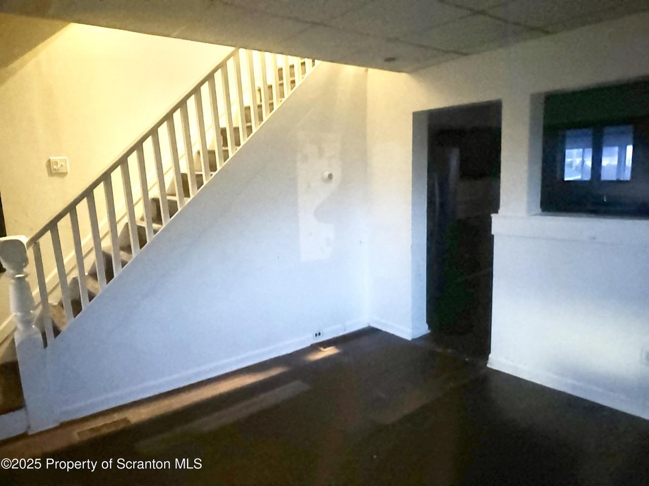 526 N Fillmore Ave - Photo 4 of 6