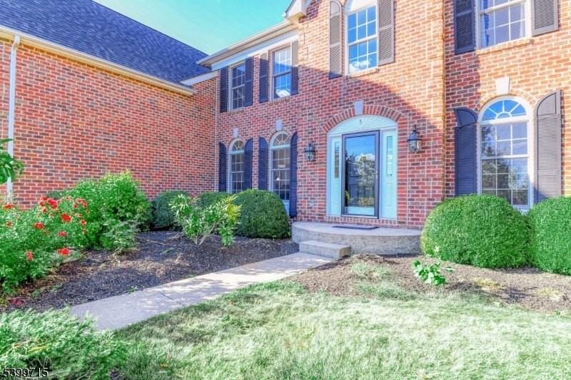 5 Hidden Valley Way - Photo 3 of 39