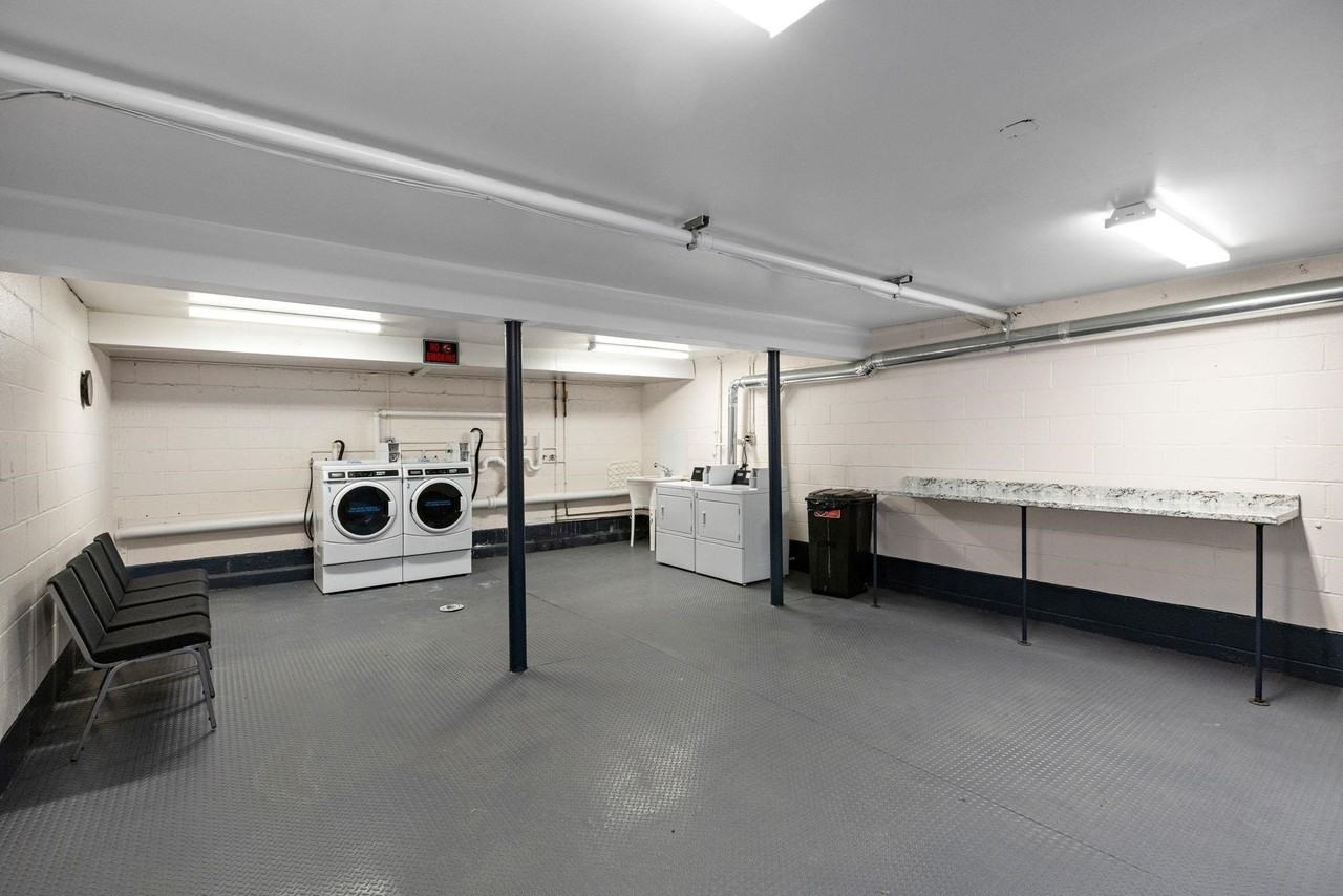 35 W 23rd St #33D1 - Photo 7 of 8