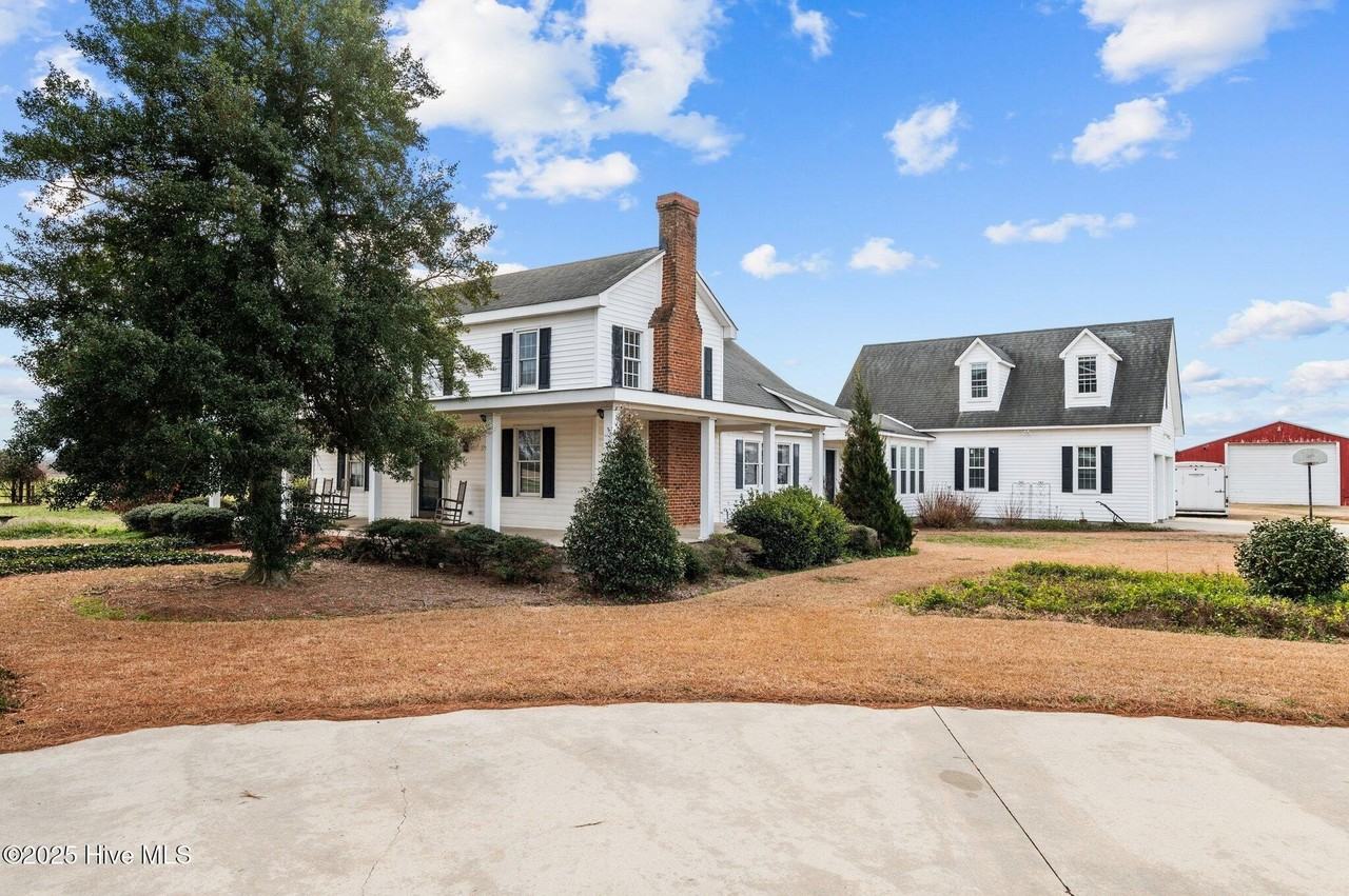 8414 Hwy 903 N - Photo 2 of 50