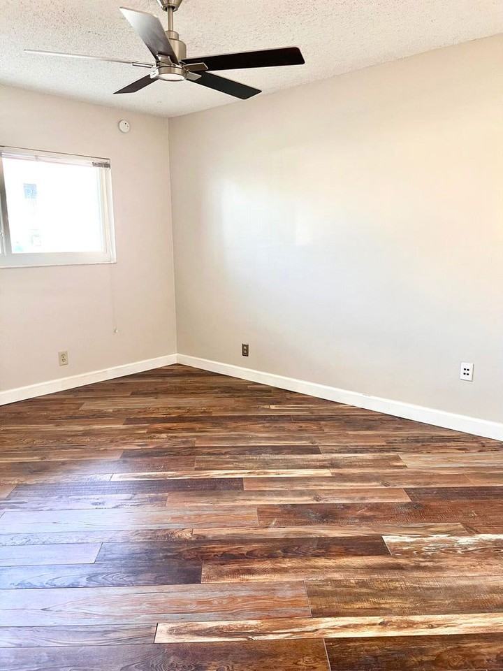 2865 Sw 22nd Ave #108 - Photo 3 of 8