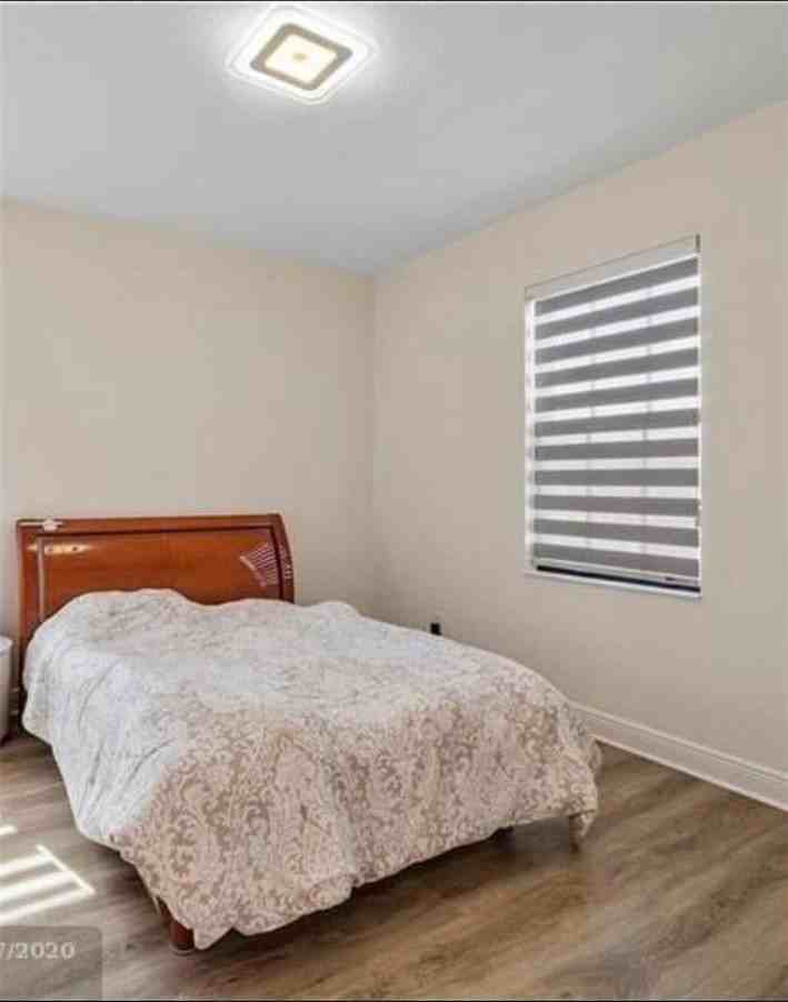 11795 Waterway Cir - Photo 2 of 8