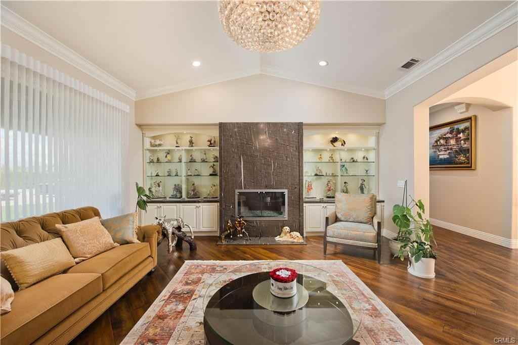 27048 Triumph Ave - Photo 6 of 8