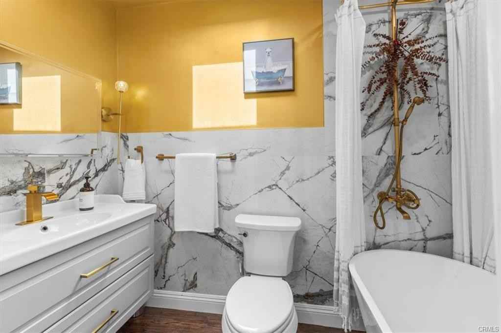 5201 Sale Avenue - Photo 2 of 8